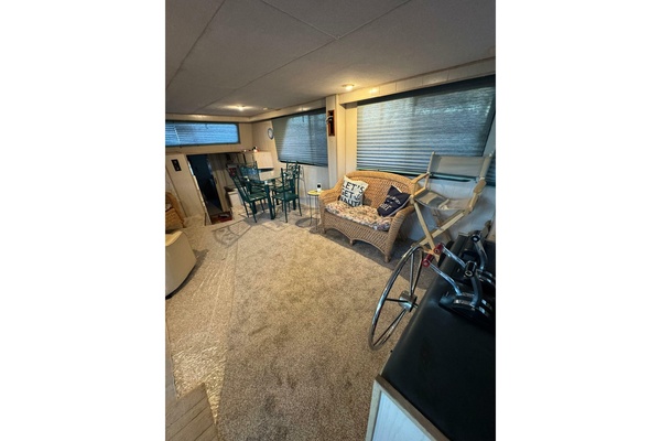 Fluid Decision 50ft Gibson Yacht For Sale