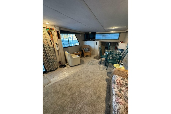 Fluid Decision 50ft Gibson Yacht For Sale