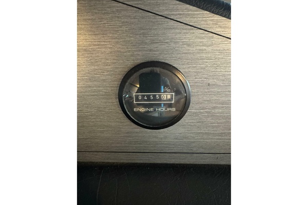 Fluid Decision 50ft Gibson Yacht For Sale