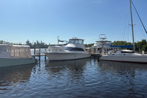 1996 Ocean Yachts 48