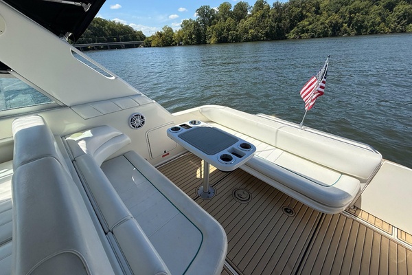 33ft Sea Ray Yacht For Sale