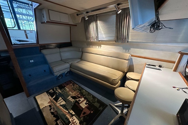 38ft Sea Ray Yacht For Sale