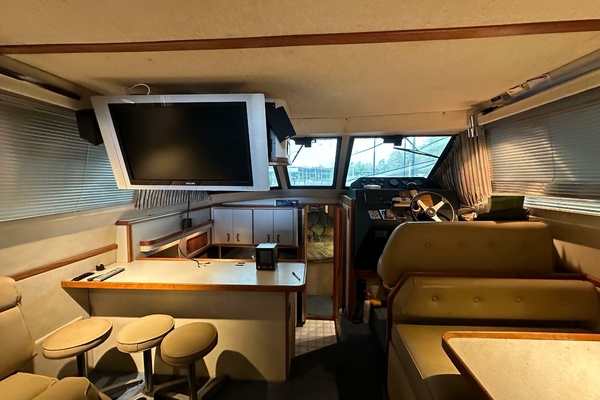 38ft Sea Ray Yacht For Sale