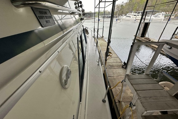 38ft Sea Ray Yacht For Sale