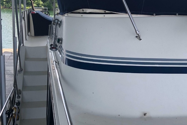 55ft Bluewater Yachts Yacht For Sale