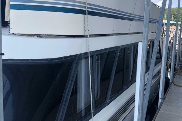 55ft Bluewater Yachts Yacht For Sale