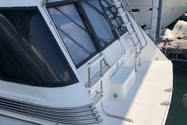 55ft Bluewater Yachts Yacht For Sale