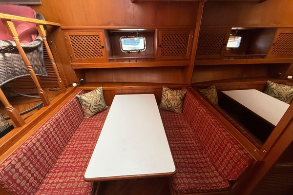 40ft Heritage East Yacht For Sale