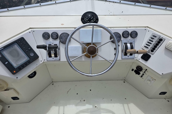 Memories 37ft Marinette Yacht For Sale