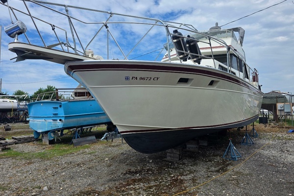 37-ft-Marinette-1988-37 Motor Yacht-Memories Erie Pennsylvania United States  yacht for sale