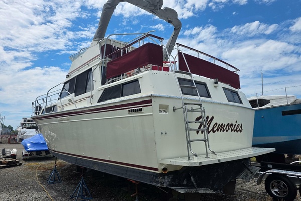 Memories 37ft Marinette Yacht For Sale