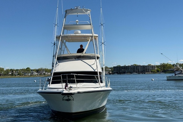 33ft Phoenix Yacht For Sale