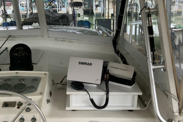 WEY PASS DUE III 41ft Hatteras Yacht For Sale