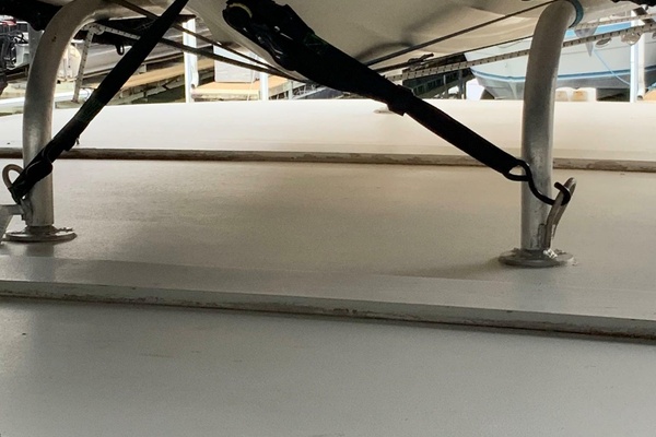 WEY PASS DUE III 41ft Hatteras Yacht For Sale