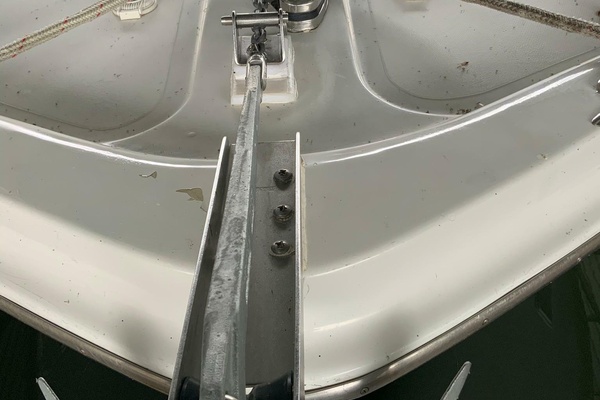 WEY PASS DUE III 41ft Hatteras Yacht For Sale