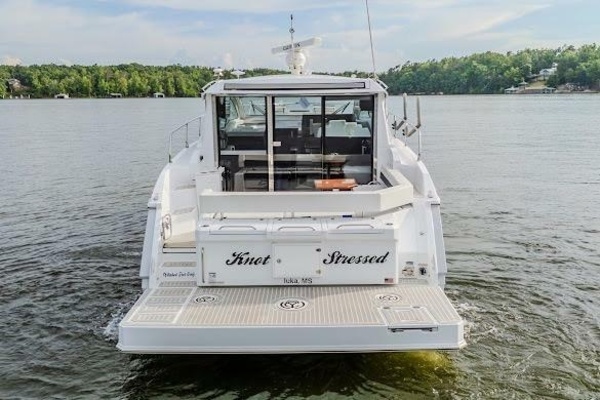 43ft Cruisers Yachts Yacht For Sale