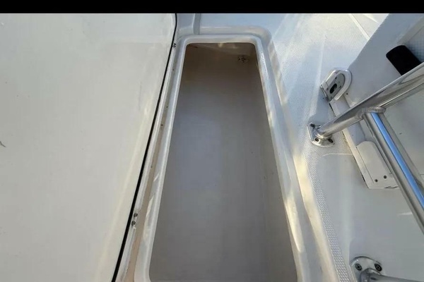 Knot 2 Day 22ft Falcon Boats Yacht For Sale