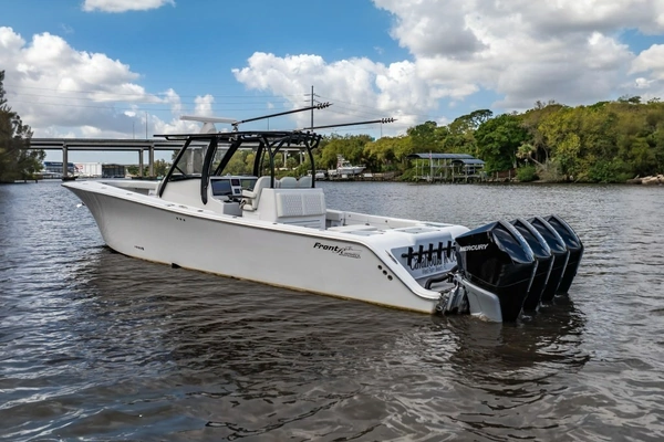 39' Front Runner