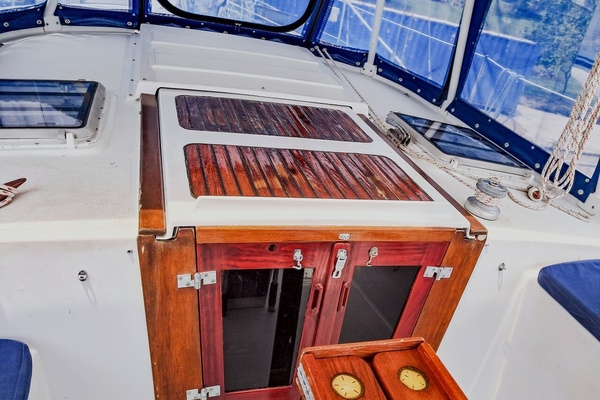 Super Mario 51ft Morgan Yacht For Sale