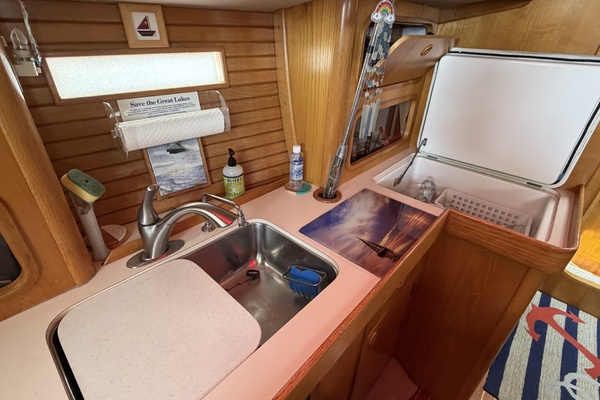 Strike Two 38ft Beneteau Yacht For Sale