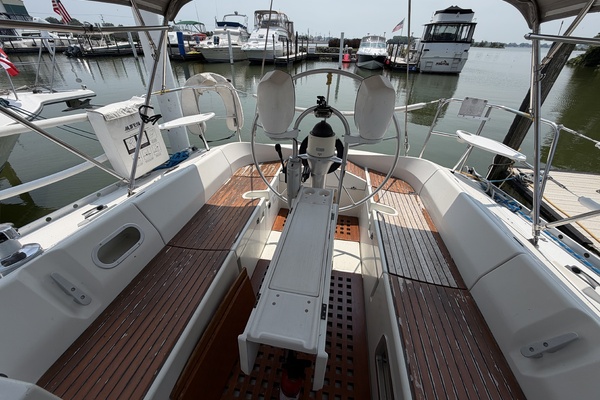 Strike Two 38ft Beneteau Yacht For Sale