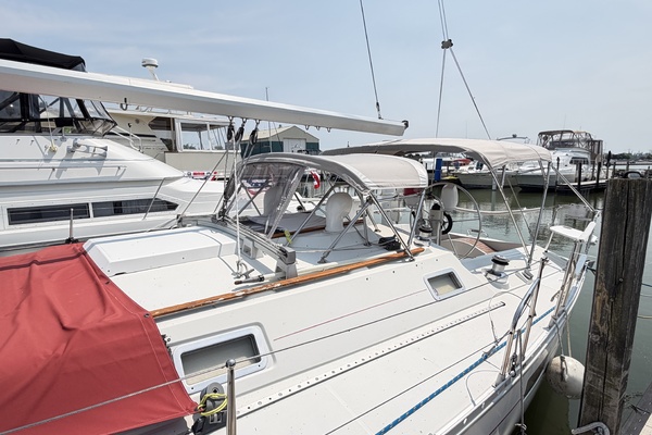 Strike Two 38ft Beneteau Yacht For Sale