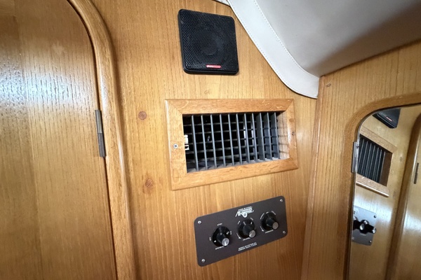 Strike Two 38ft Beneteau Yacht For Sale