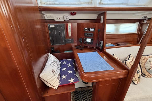 Adagio 42ft Beneteau Yacht For Sale