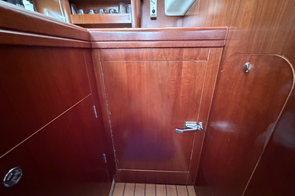 Adagio 42ft Beneteau Yacht For Sale
