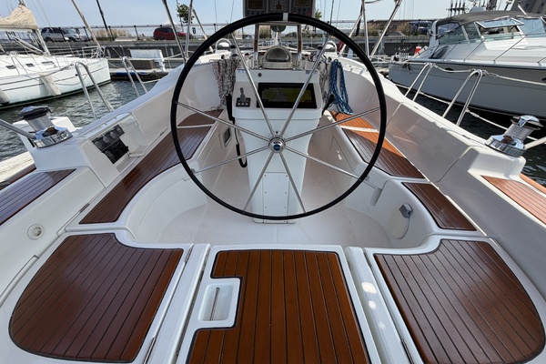 Adagio 42ft Beneteau Yacht For Sale