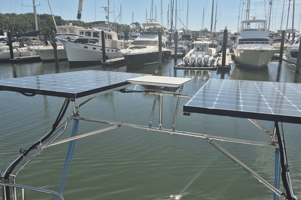 Paws  amp  Chill 42ft Hunter Yacht For Sale