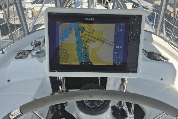 Paws  amp  Chill 42ft Hunter Yacht For Sale