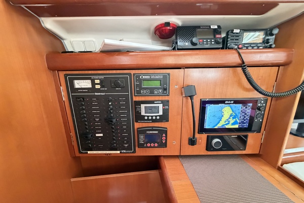Perfect Day 3 42ft Beneteau Yacht For Sale