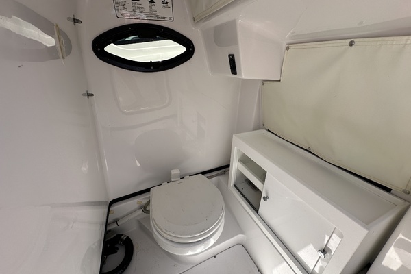 28ft Sportsman Yacht For Sale