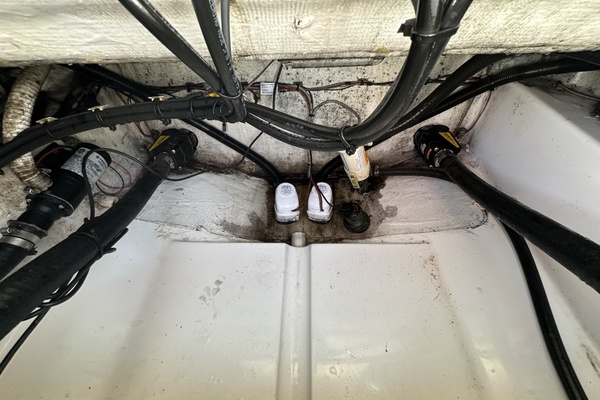 28ft Sportsman Yacht For Sale