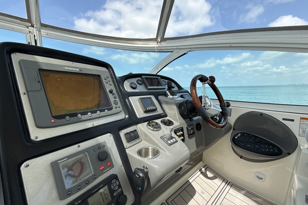 42ft Cruisers Yachts Yacht For Sale