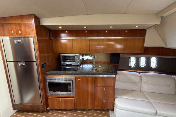 42ft Cruisers Yachts Yacht For Sale