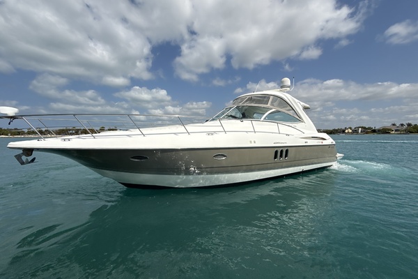 42ft Cruisers Yachts Yacht For Sale
