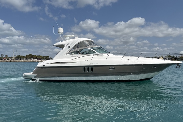 42ft Cruisers Yachts Yacht For Sale