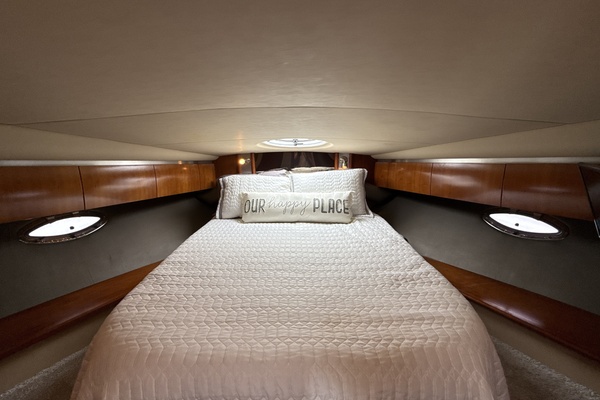 42ft Cruisers Yachts Yacht For Sale