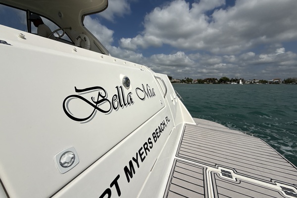 42ft Cruisers Yachts Yacht For Sale