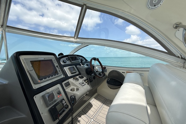 42ft Cruisers Yachts Yacht For Sale