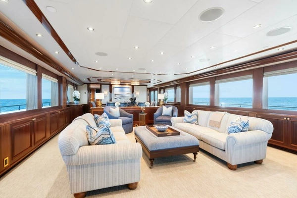 2010 Westport 142