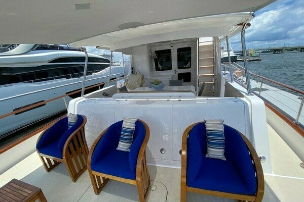 2003 New England Boatworks 90