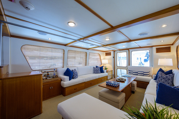 2003 New England Boatworks 90