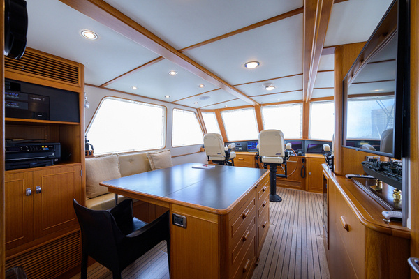 2003 New England Boatworks 90