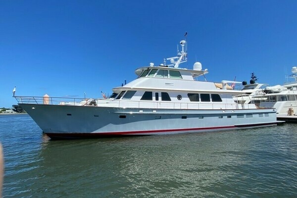2003 New England Boatworks 90