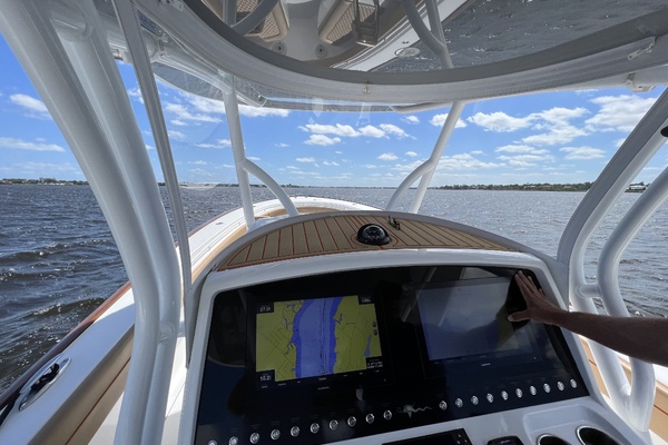 33ft Valhalla Boatworks Yacht For Sale
