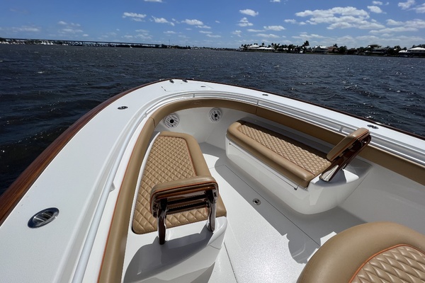 33ft Valhalla Boatworks Yacht For Sale