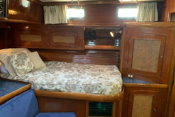Little Harbor 53 Yacht For Sale